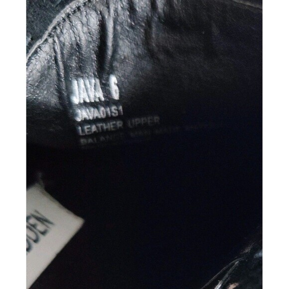 Steve Madden Java Suede Black Ankle Boots Size 6 Laser Cut Design V-Cut Side Zip - Picture 9 of 10